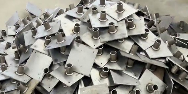 Typical Sizes of Base Plates for Scaffolding