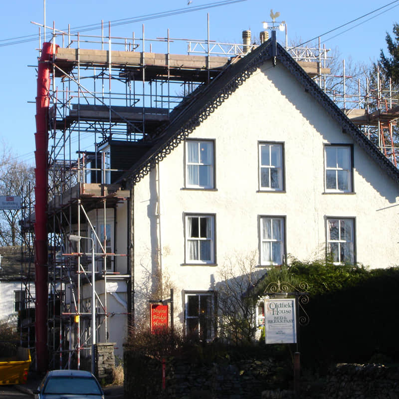 Andamios Ringlock vs. Andamios de Tubo y Abrazadera: ¿Cuál es la mejor opción para su proyecto?